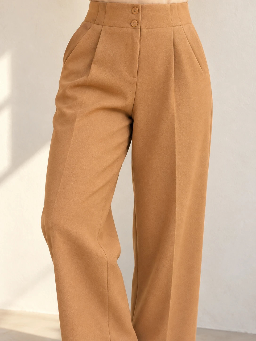 Pantalón sastrero camel